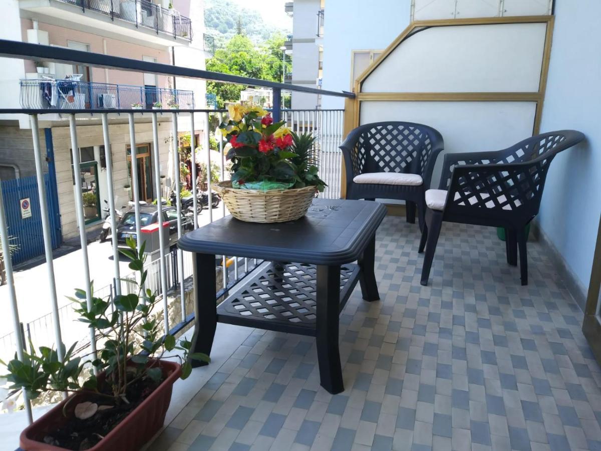 Bed and Breakfast Casa Rosetta Sorrento Esterno foto